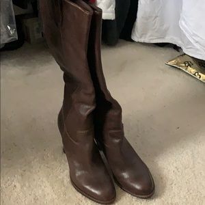 EUC Banana Repulic Brown Leather Boots
